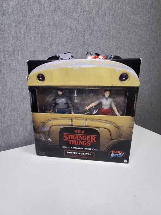 Netflix Other - Netflix Stranger Things Hopper & Eleven Figure Set - Yellow Vehicle Box